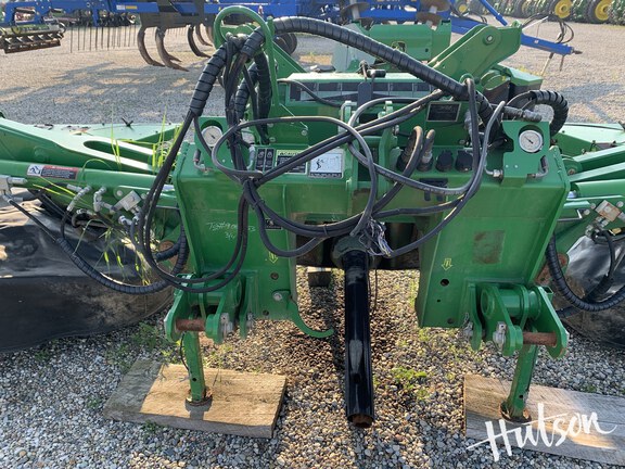 Photo of 2014 John Deere 131
