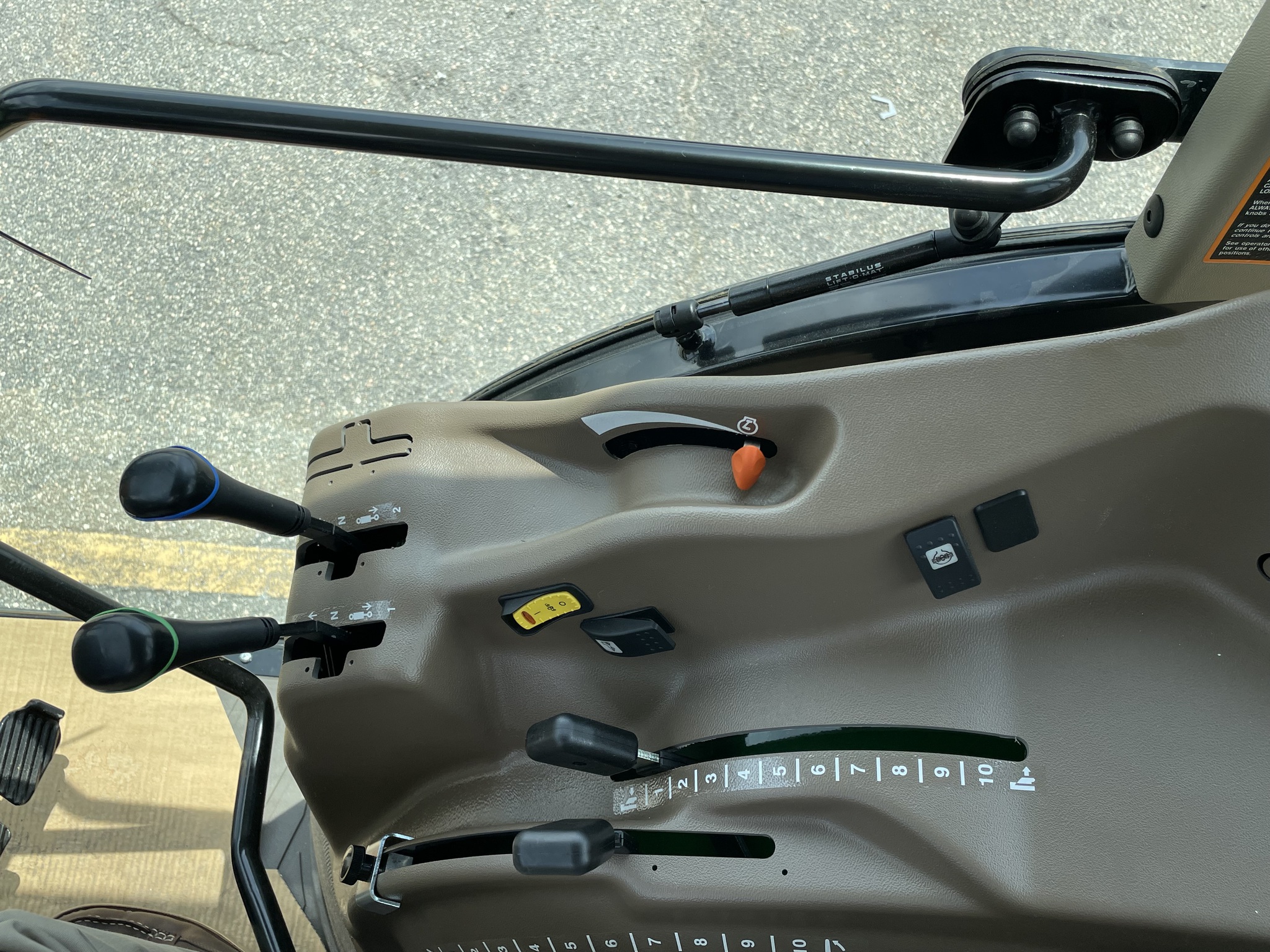 John Deere 5075GN Image 5