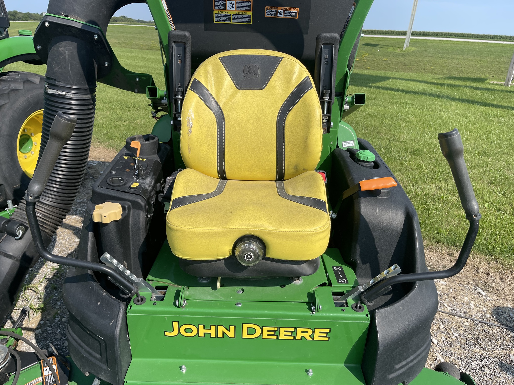  2021 John Deere Z997R at Heritage Tractor in Carthage, IL
