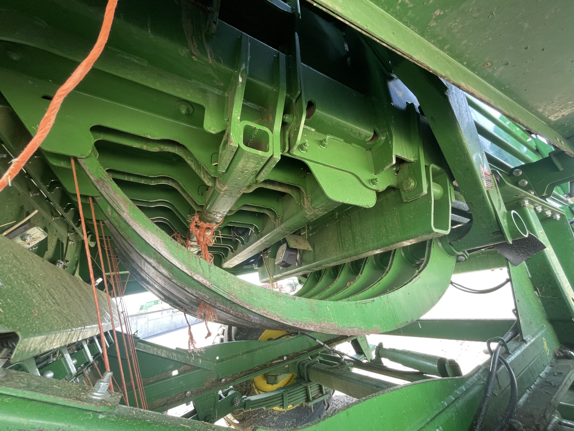 2022 John Deere L341 Image 20