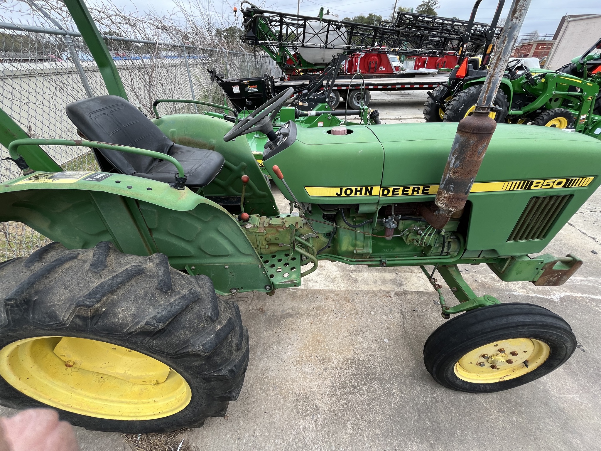 John Deere 850 Image 2