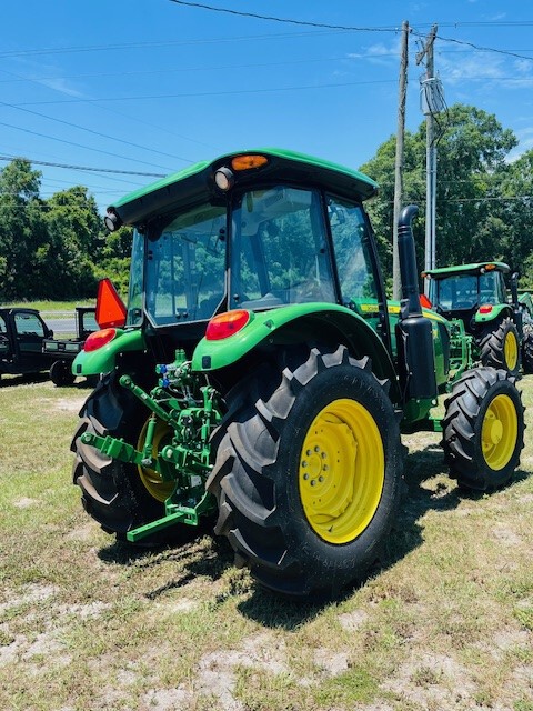 2025 John Deere 5090E Image 3