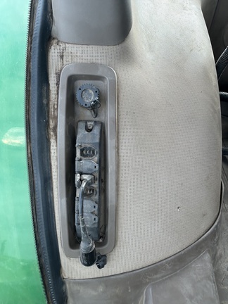 2012 John Deere 7230R (18th thumbnail)