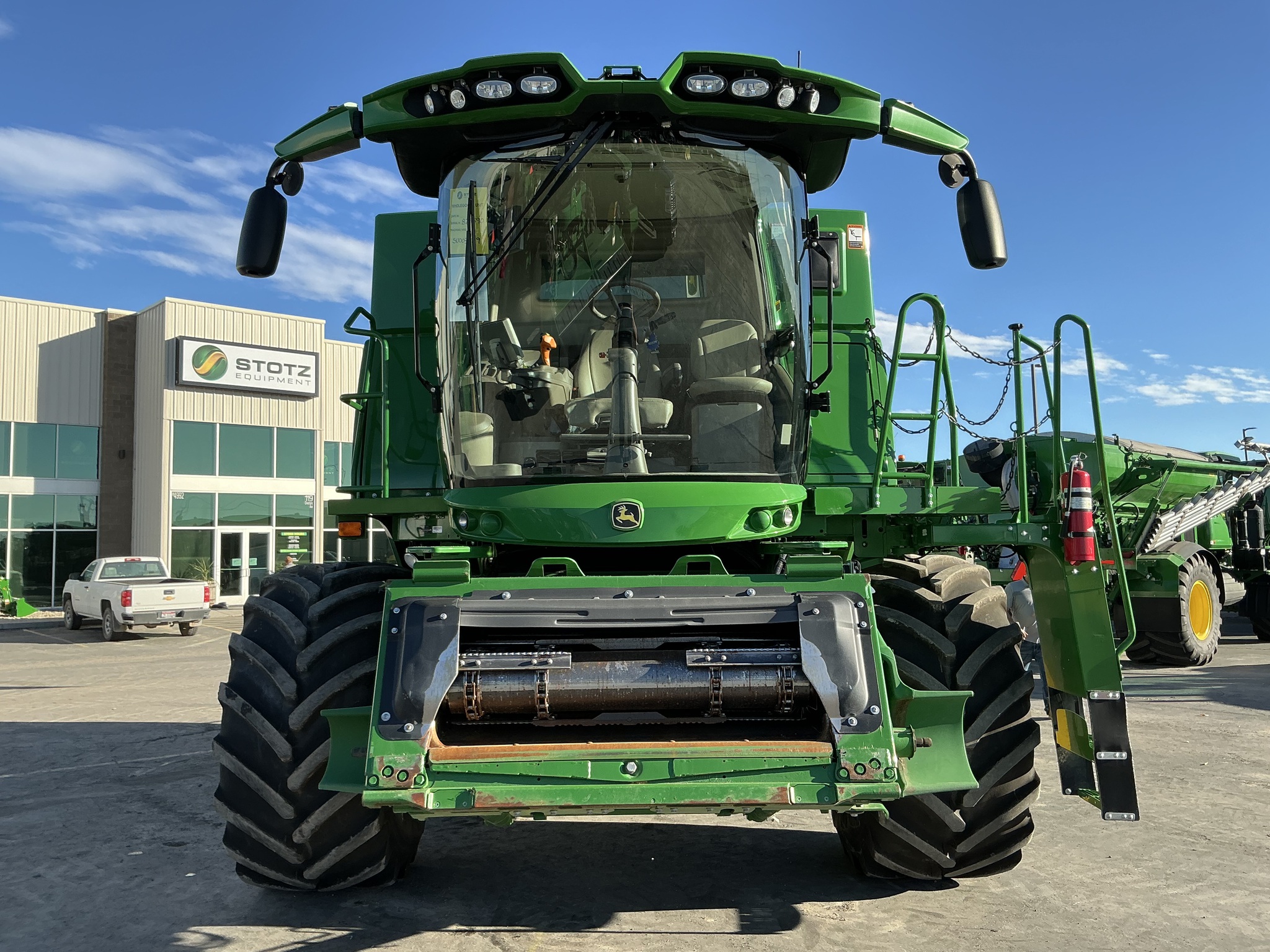 2023 John Deere S780 Image 8