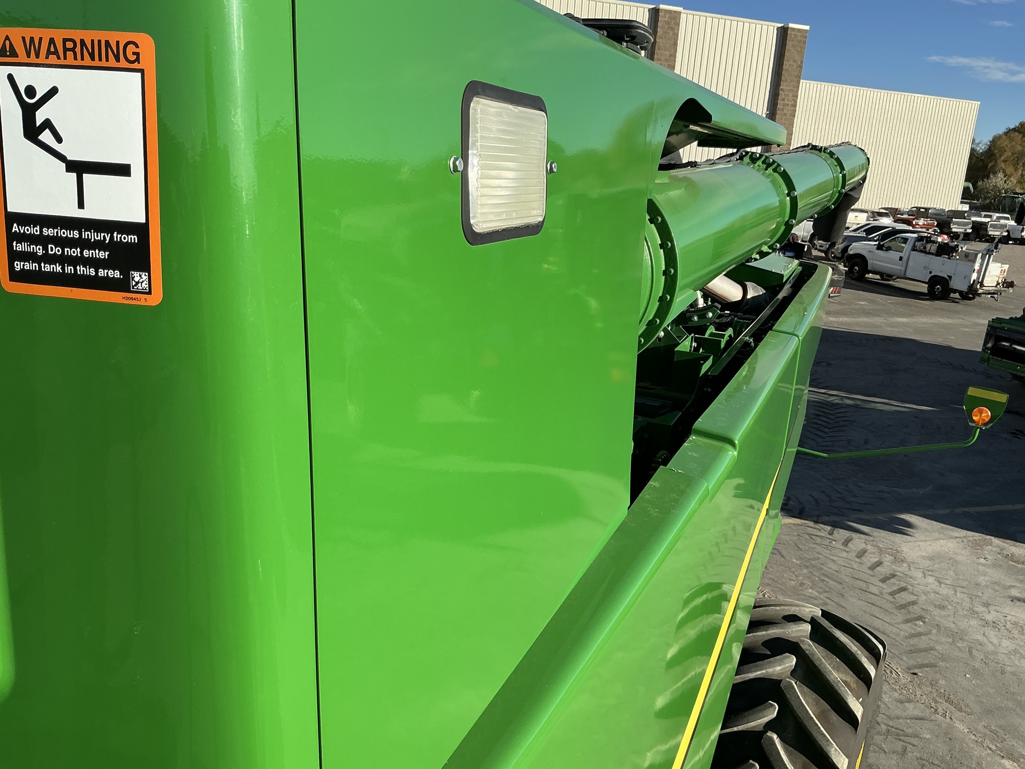 2023 John Deere S780 Image 24