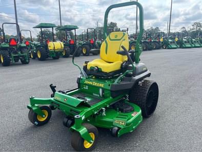 2025 John Deere Z760R Image 2