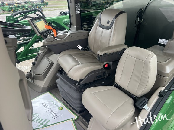 Photo of 2024 John Deere 410R