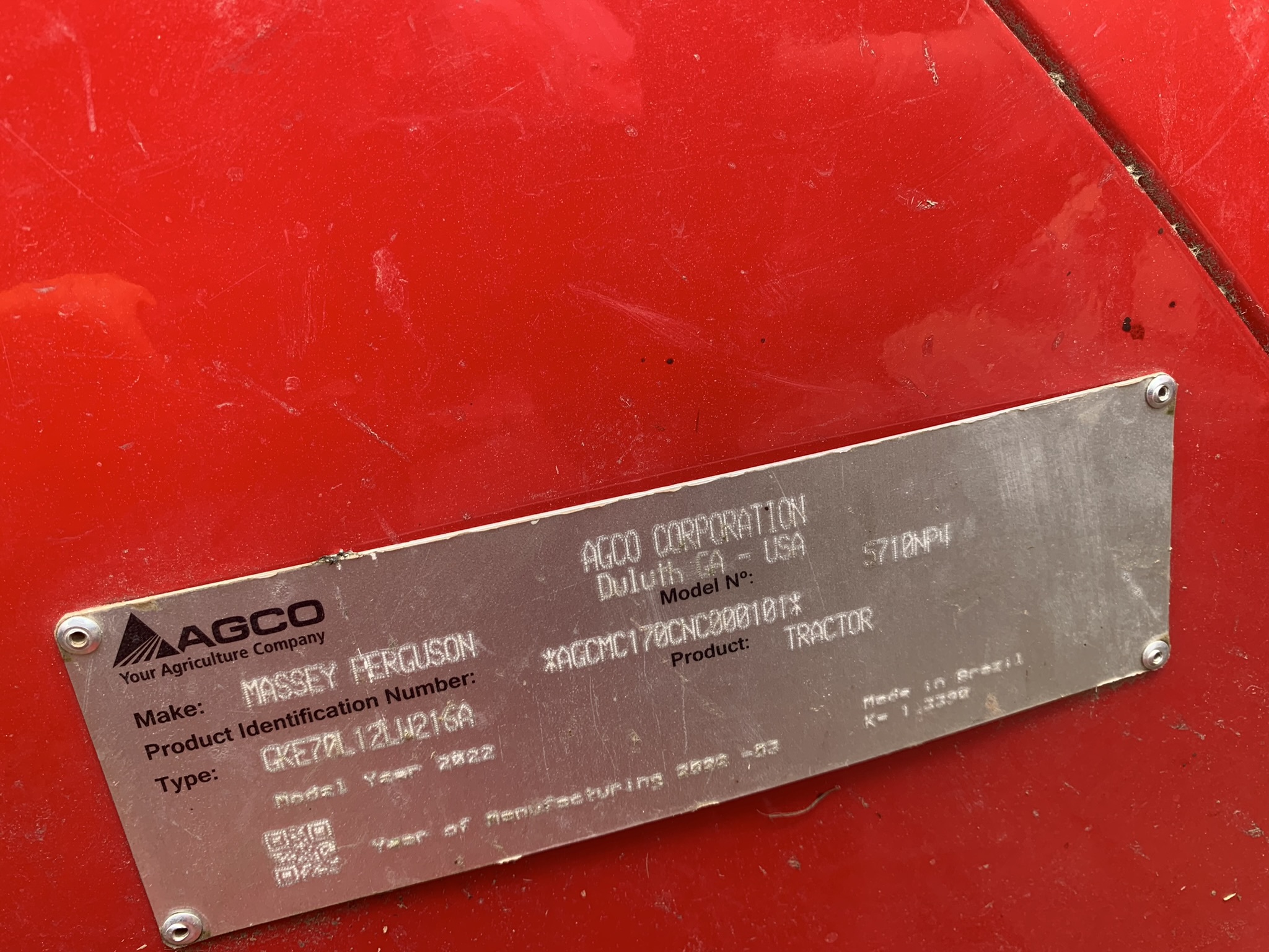 2022 Massey Ferguson 5710 Image 16