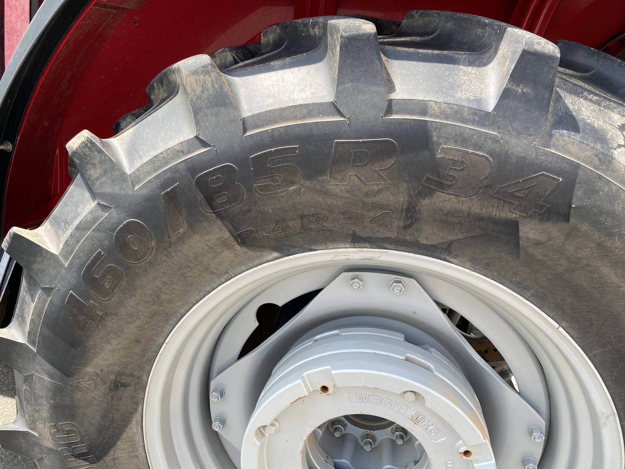 2022 Massey Ferguson 5710 Image 13