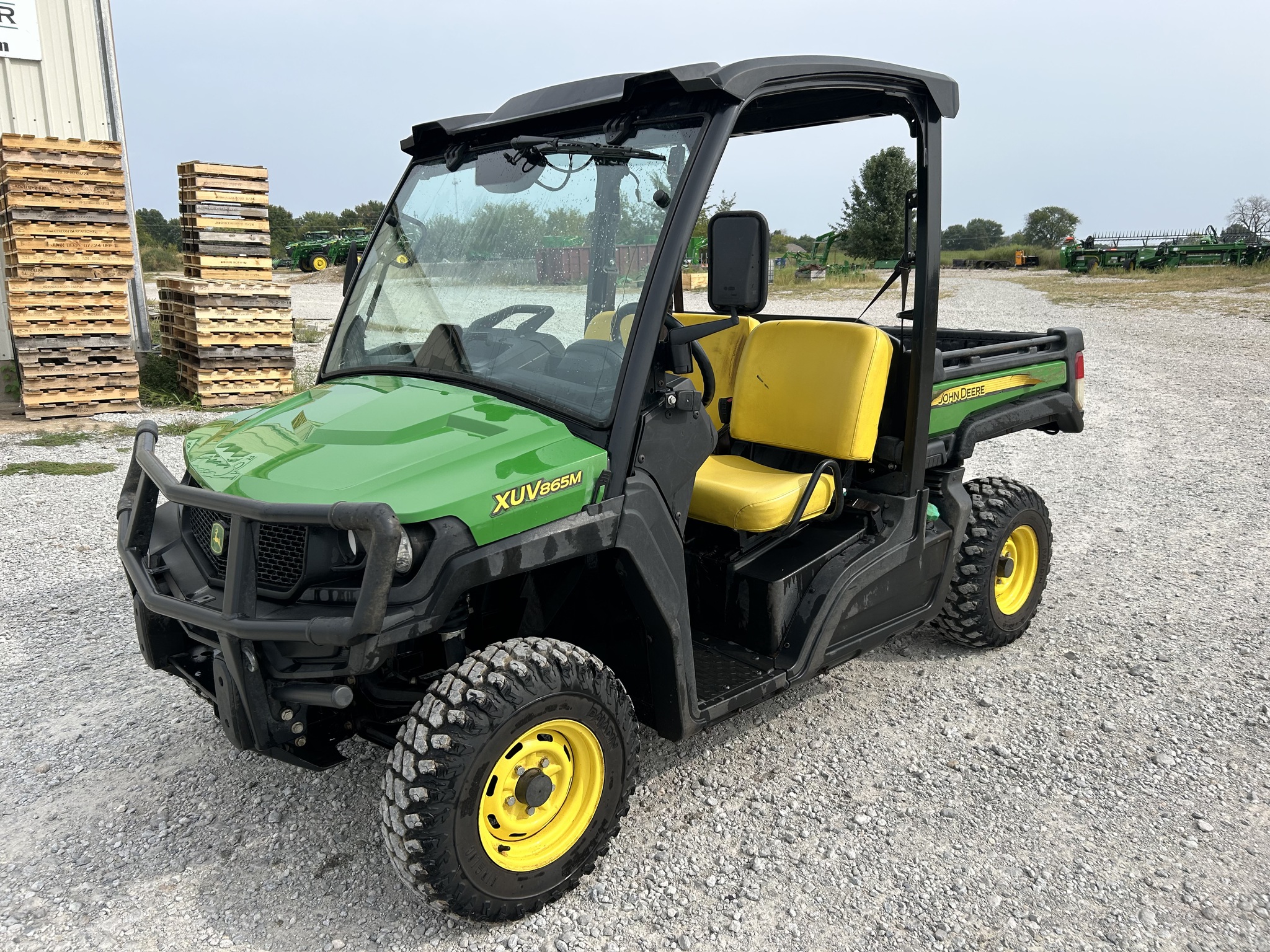  2018 John Deere XUV 865M at Heritage Tractor in Clinton, MO