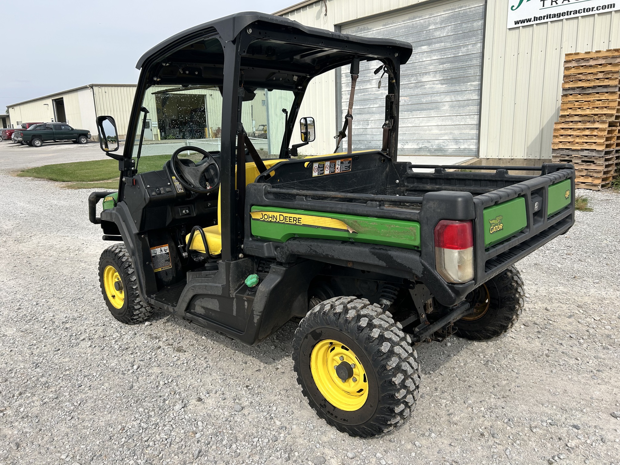  2018 John Deere XUV 865M at Heritage Tractor in Clinton, MO