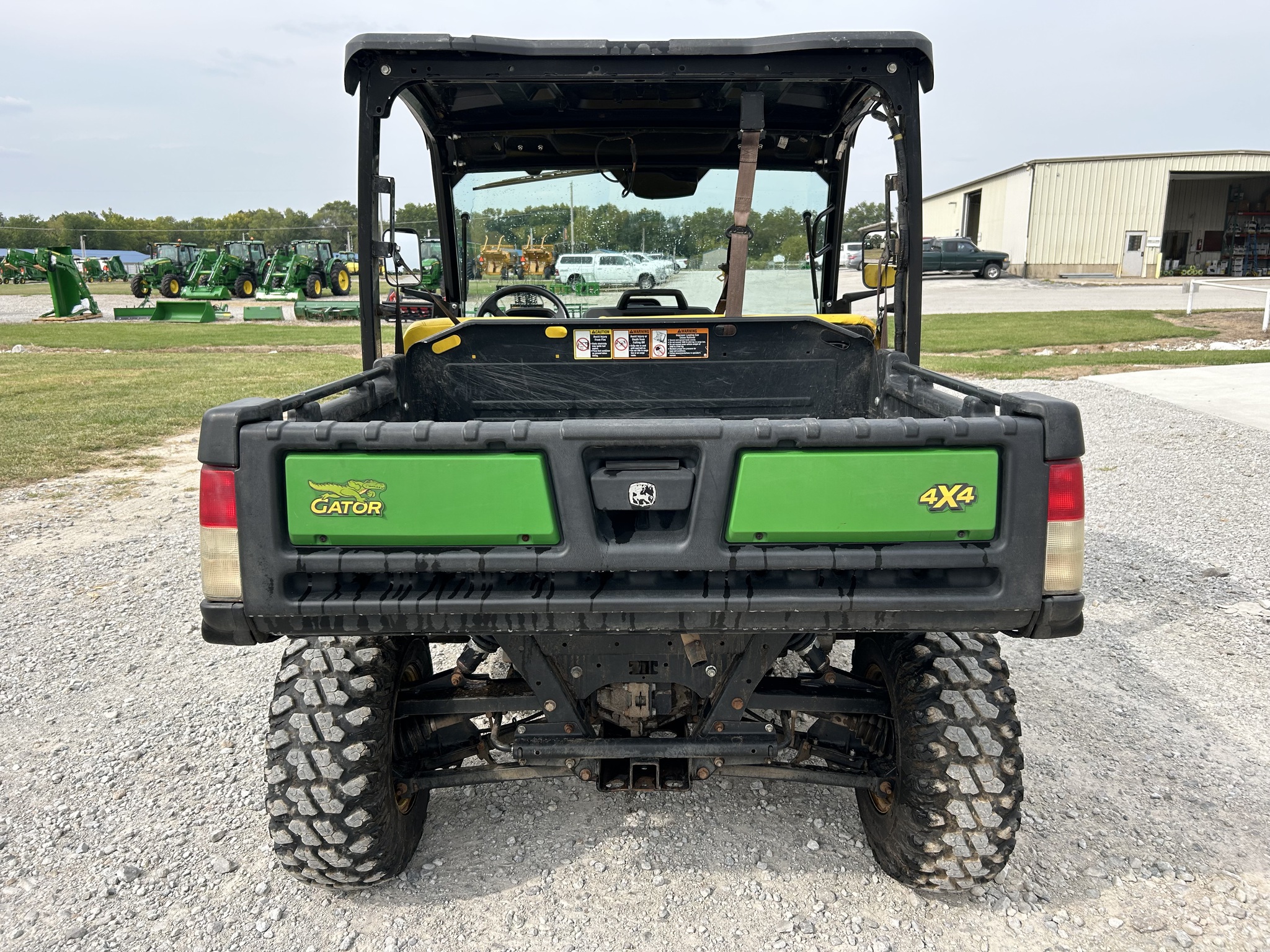  2018 John Deere XUV 865M at Heritage Tractor in Clinton, MO