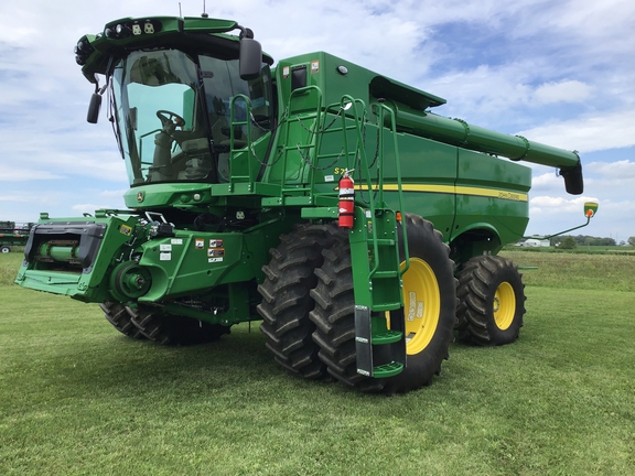 Used 2024 John Deere S770 Combines at Koenig Equipment in Anna, OH - Photo3