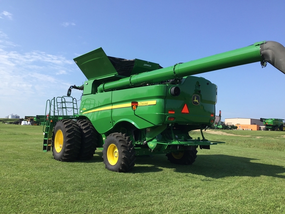 Used 2024 John Deere S770 Combines at Koenig Equipment in Anna, OH - Photo8