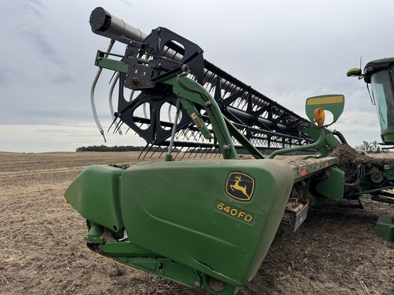 Photo of 2013 John Deere 640FD