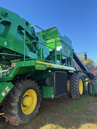 2023 John Deere CP770