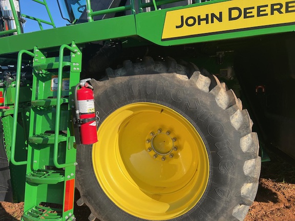 2023 John Deere CP770