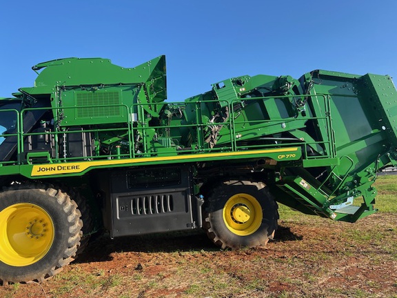 2023 John Deere CP770