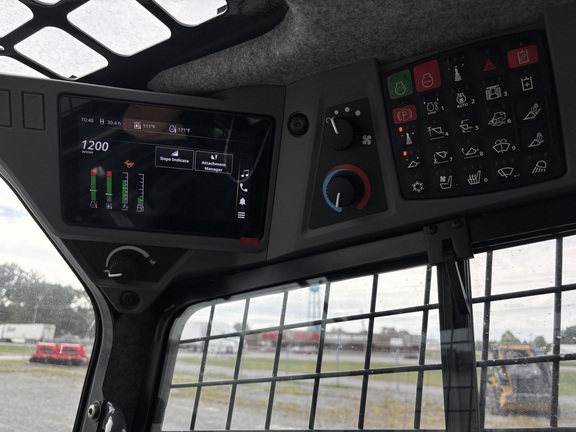 2024 John Deere 335 P