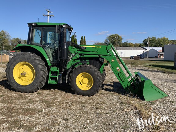 Photo of 2024 John Deere 6120M