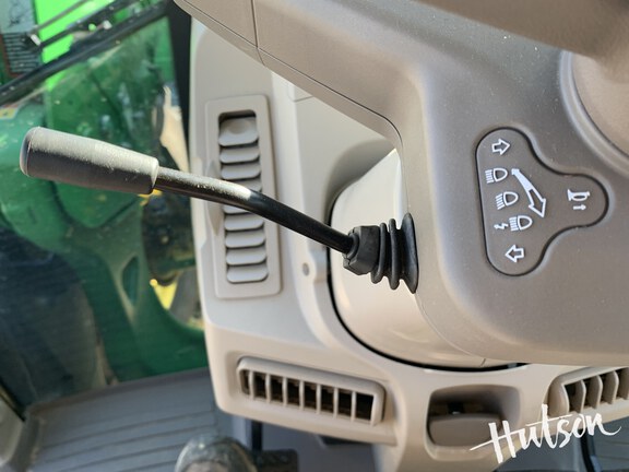 Photo of 2024 John Deere 6120M