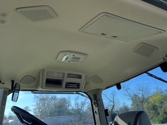 2023 John Deere 8R 280 Photo 7