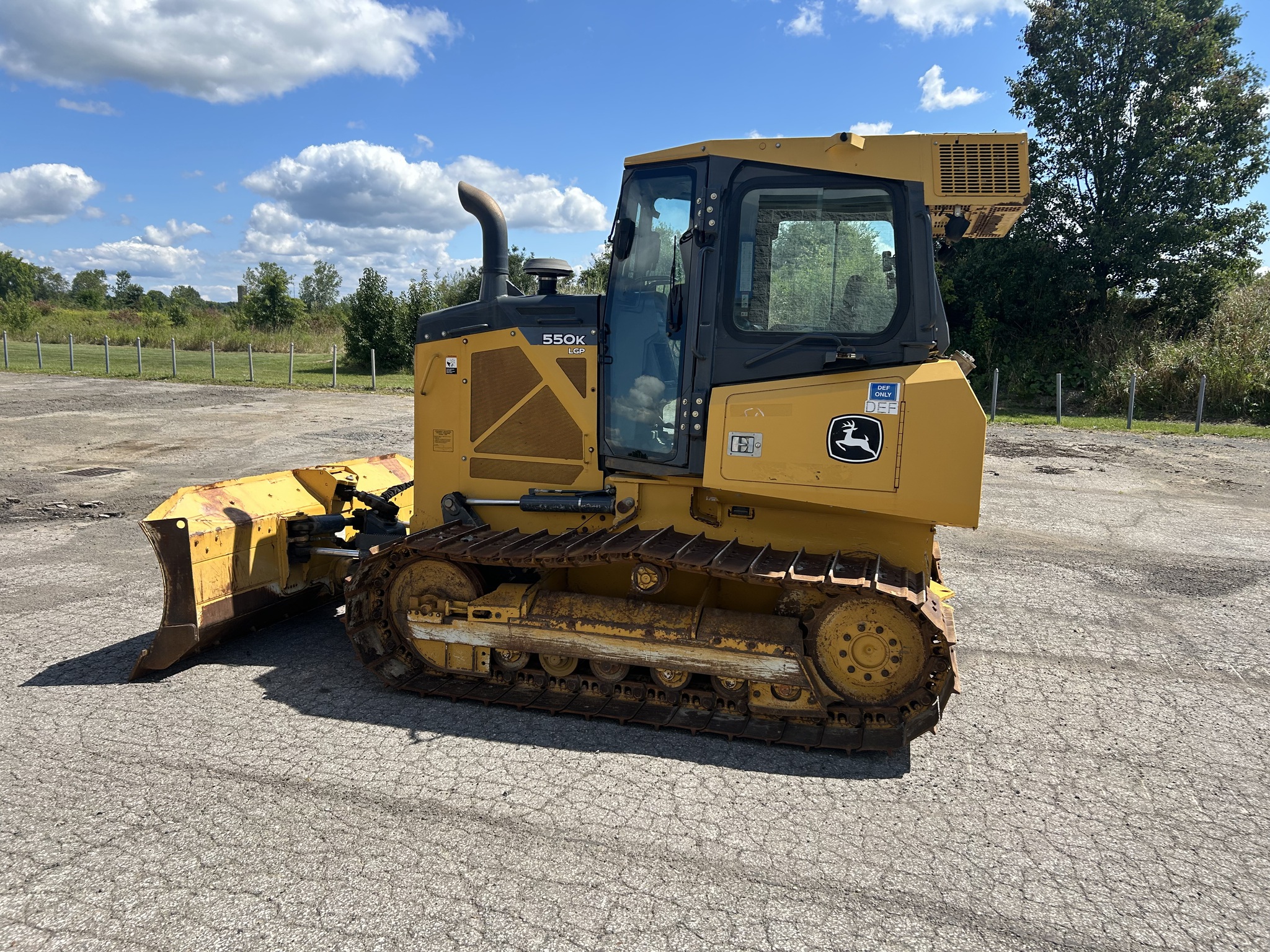 2018 John Deere 550K LGP Image 2