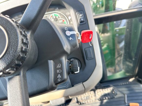 2024 John-Deere 5100E