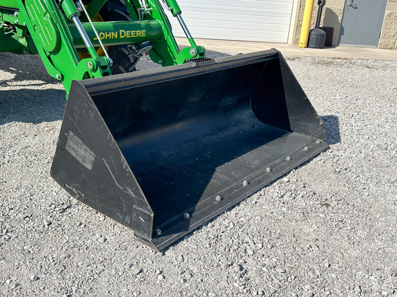 2024 John-Deere 5100E