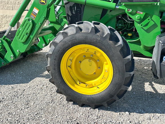 2024 John-Deere 5100E