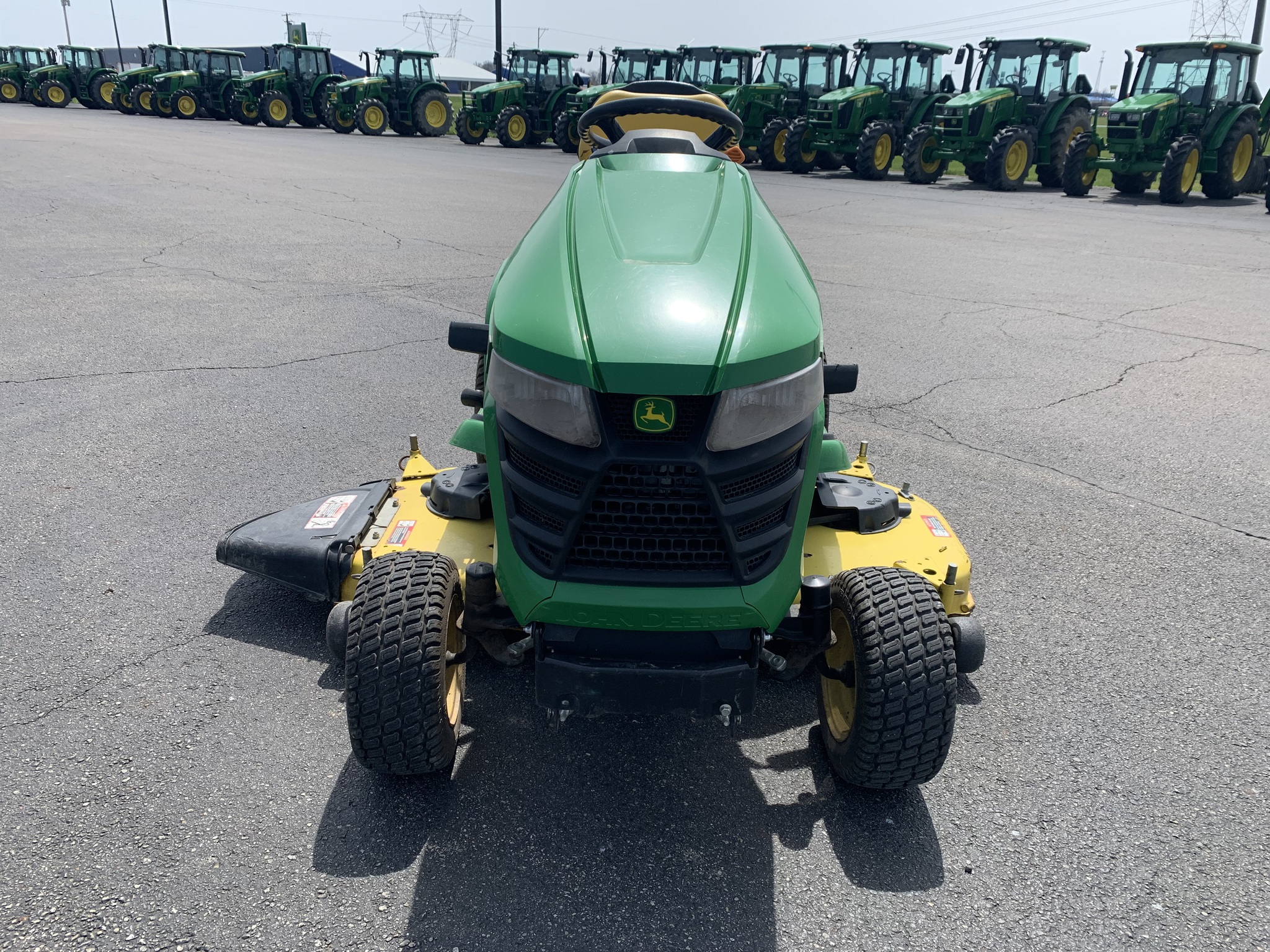 2015 John Deere X380 Image 5
