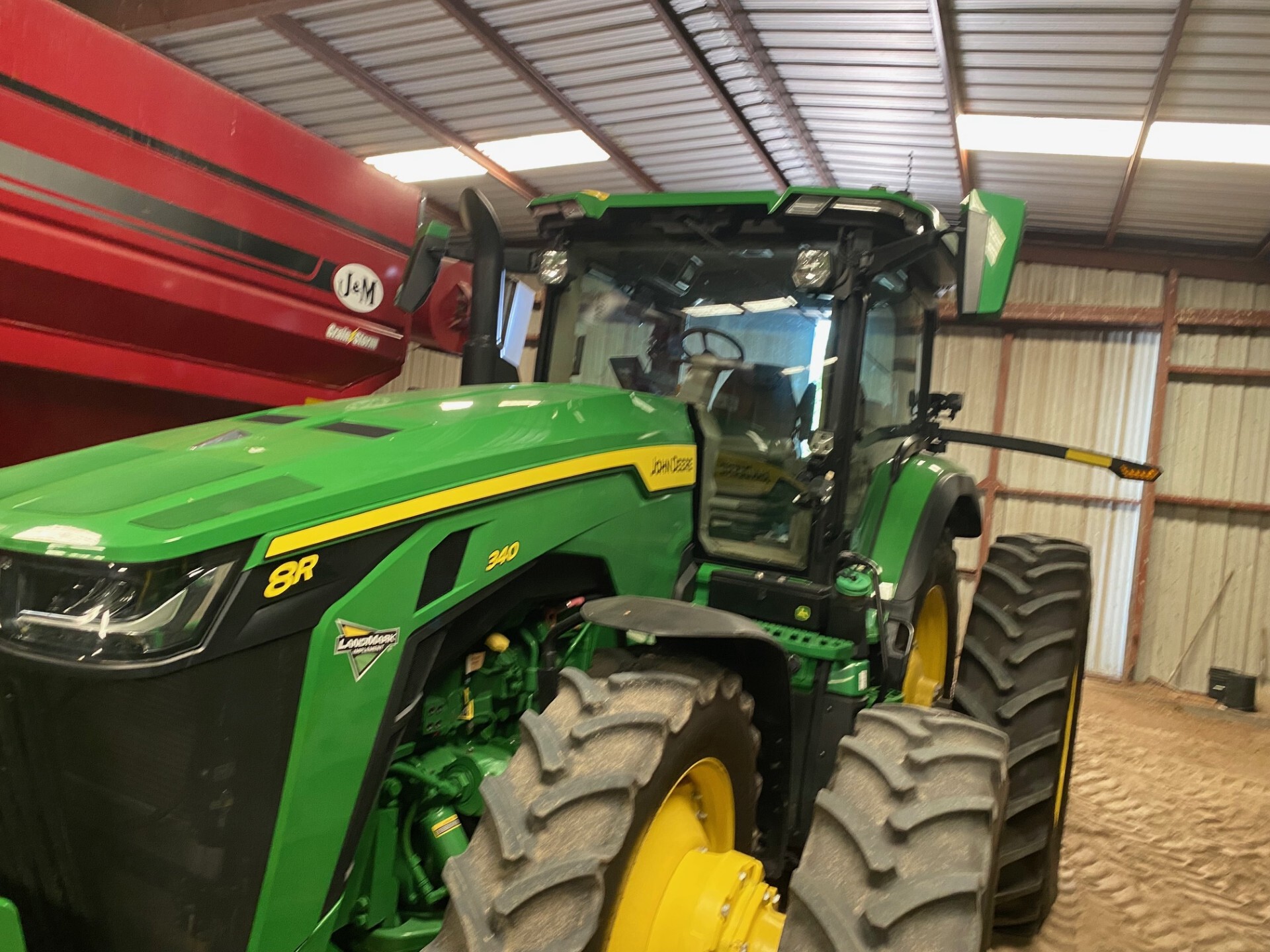 2024 John Deere 8R 340 Image 3