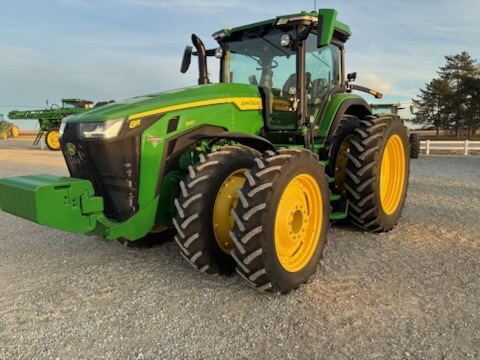 2024 John Deere 8R 340 Image 11