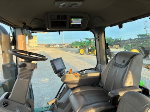 2024 John Deere 8R 340 Image 3