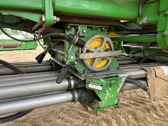 Used 2014 John Deere 1870 Air Drills and Seeders at Horizon Ag & Turf in High Prairie, AB - Photo17