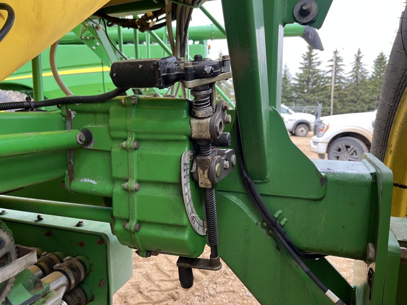Used 2014 John Deere 1870 Air Drills and Seeders at Horizon Ag & Turf in High Prairie, AB - Photo20