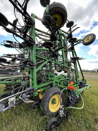Used 2012 John Deere 1870 Air Drills and Seeders at Horizon Ag & Turf in Falher, AB - Photo7