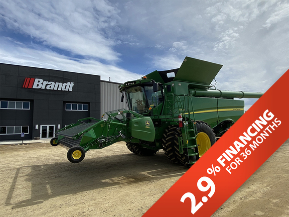 Photo of a 2019 John Deere S790