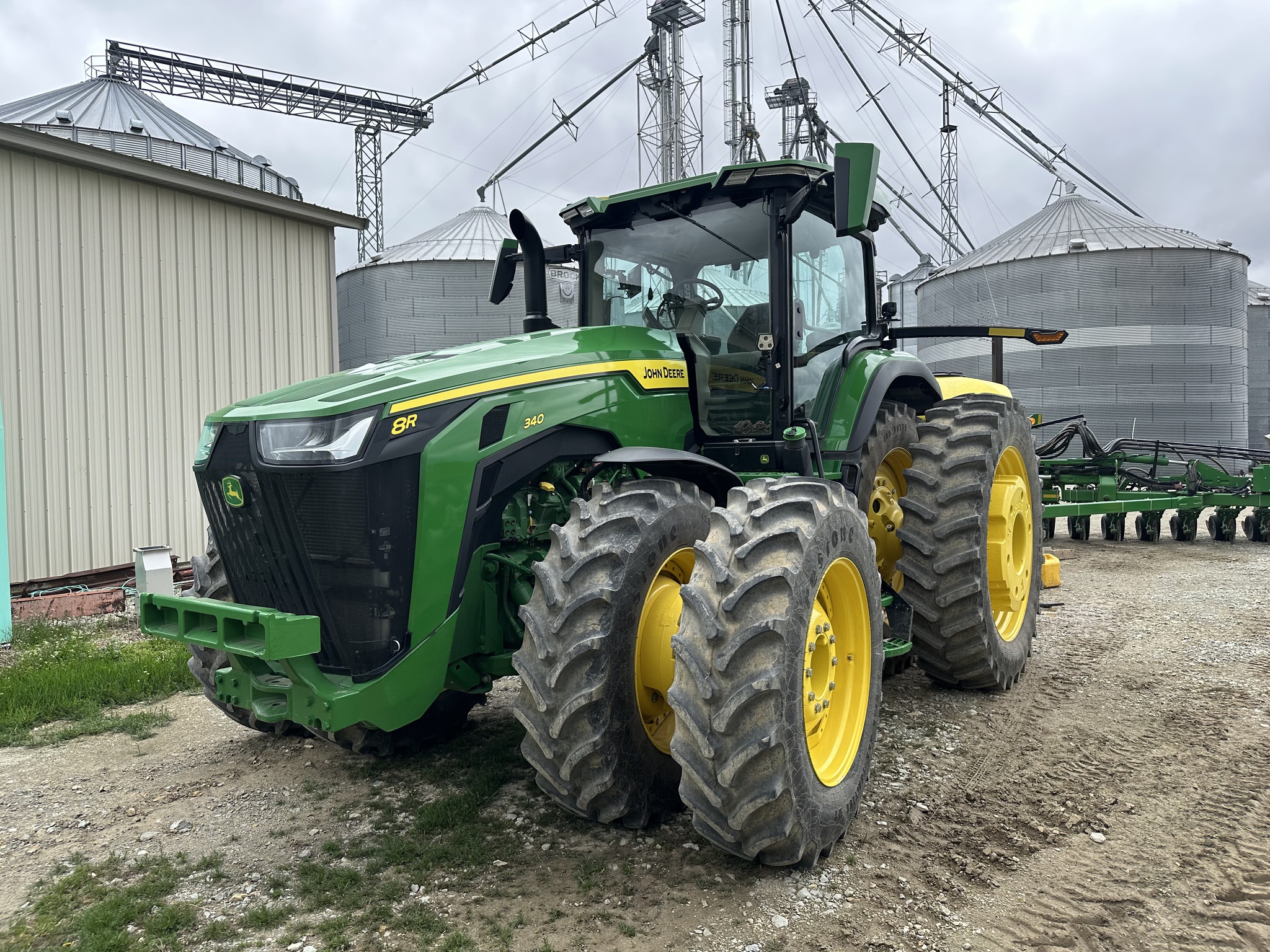 2024 John Deere 8R 340 Image 3