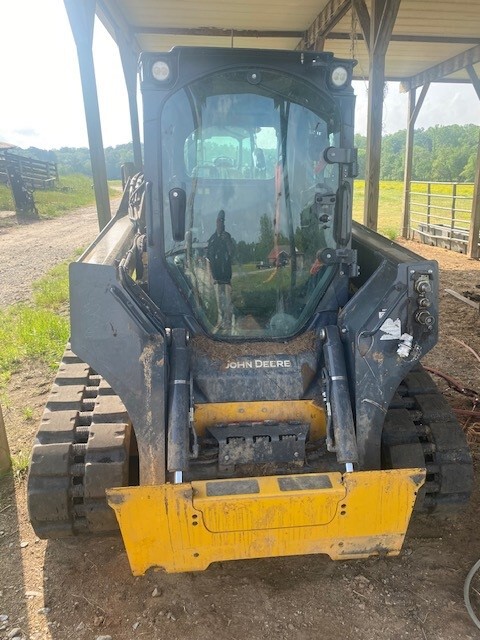 2024 John Deere 325G Image 4