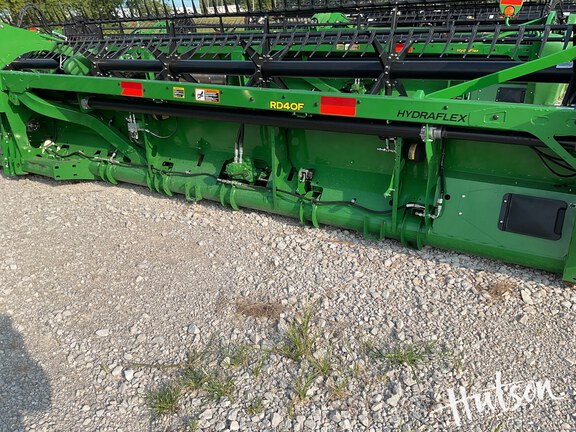 Photo of 2021 John Deere RD40F