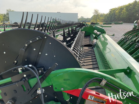 Photo of 2021 John Deere RD40F