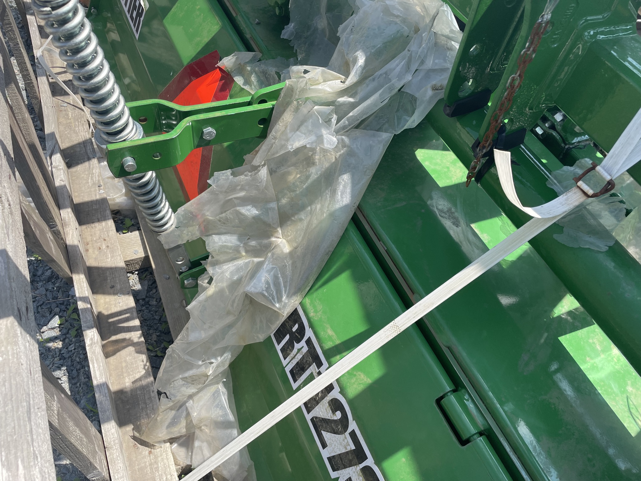 2021 Frontier RT1273 Image 4