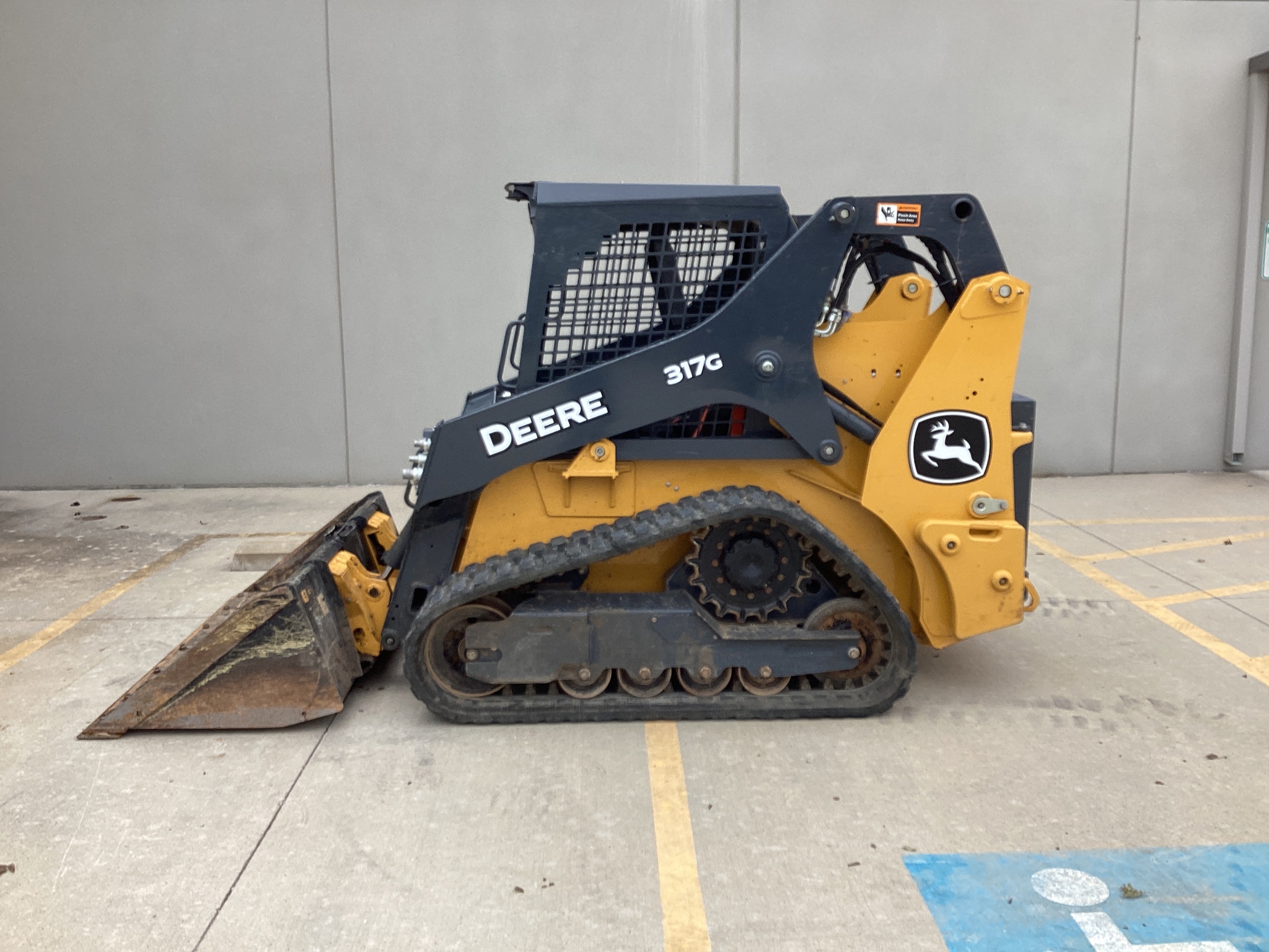 2023 John Deere 317G Image 1