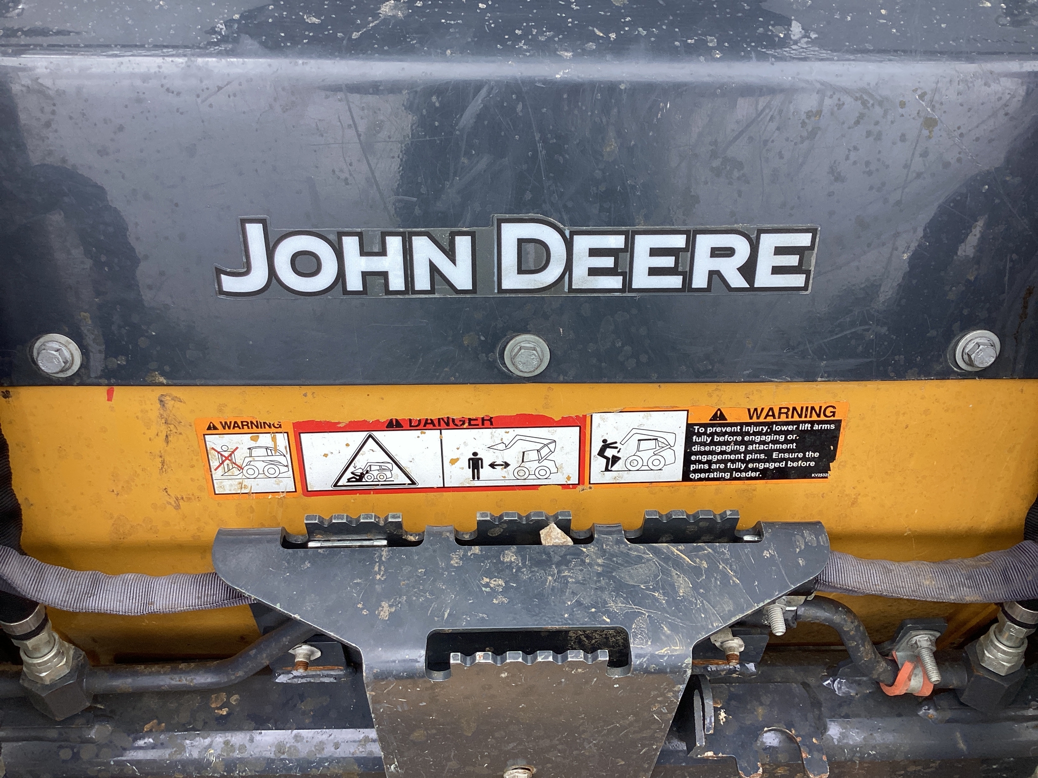 2023 John Deere 317G Image 18