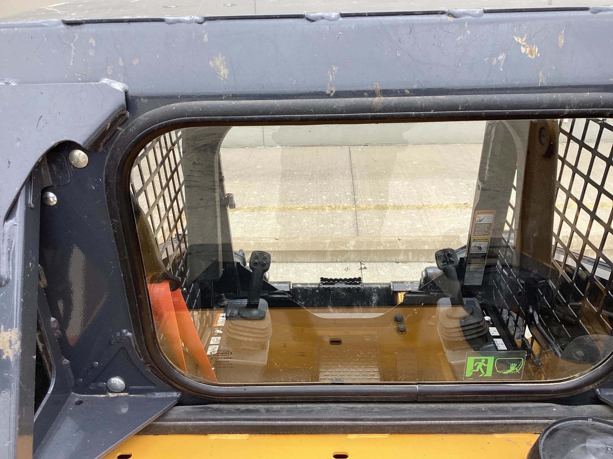 2023 John Deere 317G Image 14