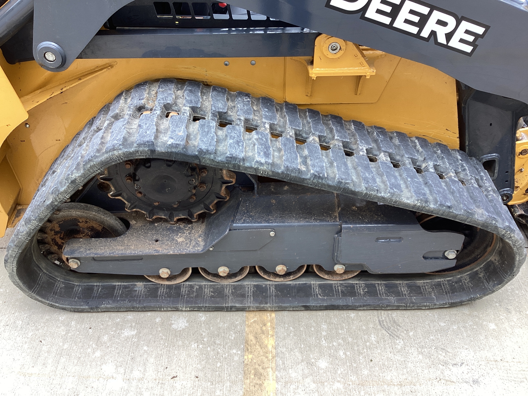 2023 John Deere 317G Image 21