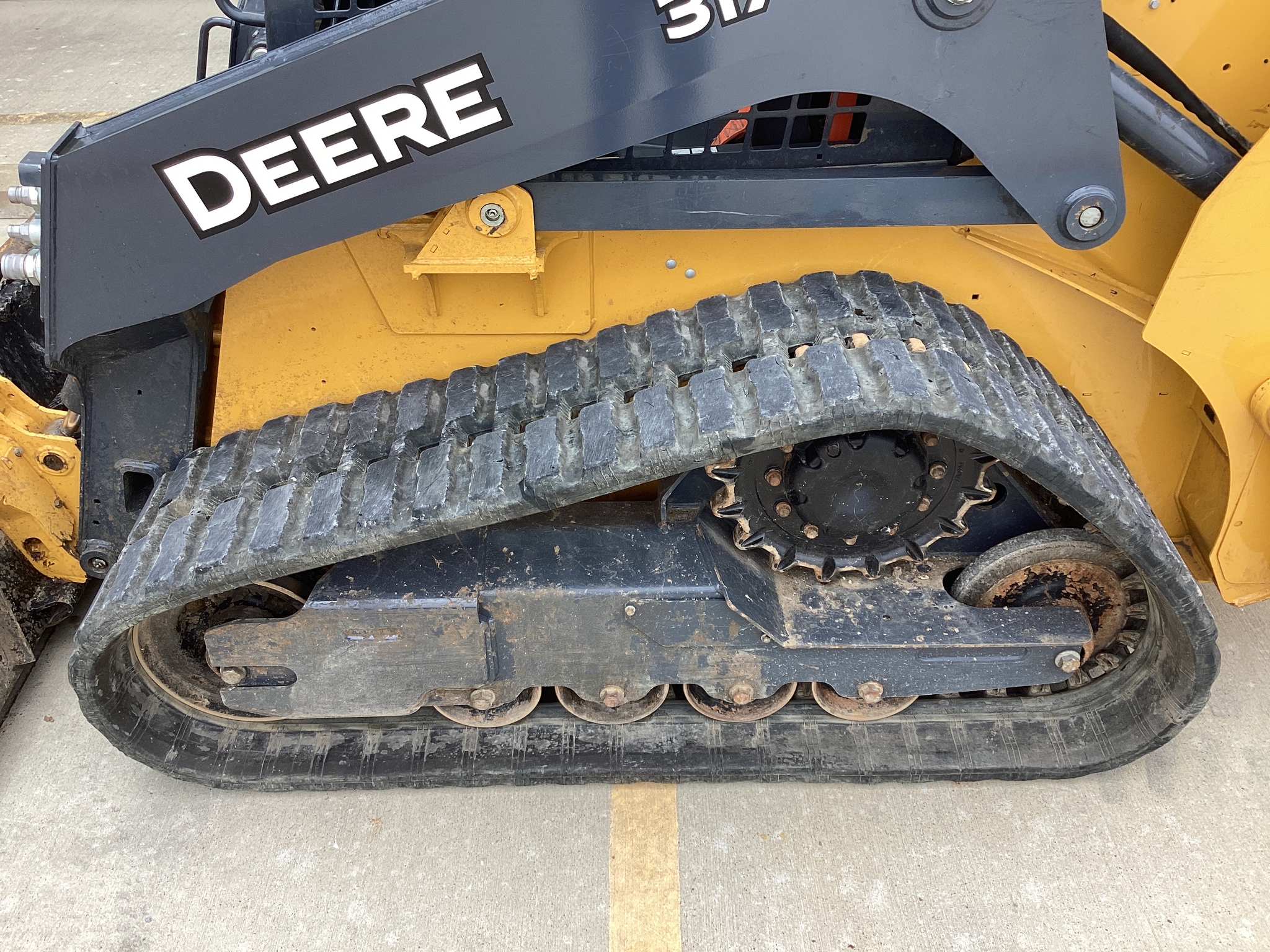 2023 John Deere 317G Image 20