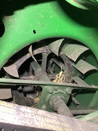 Photo of 2017 John Deere S690