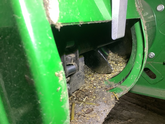 Photo of 2017 John Deere S690